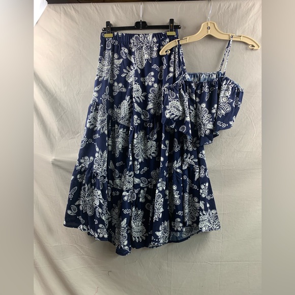 Blue Paisley Print Cami Top & Ruffle Hem Pants - Picture 8 of 8